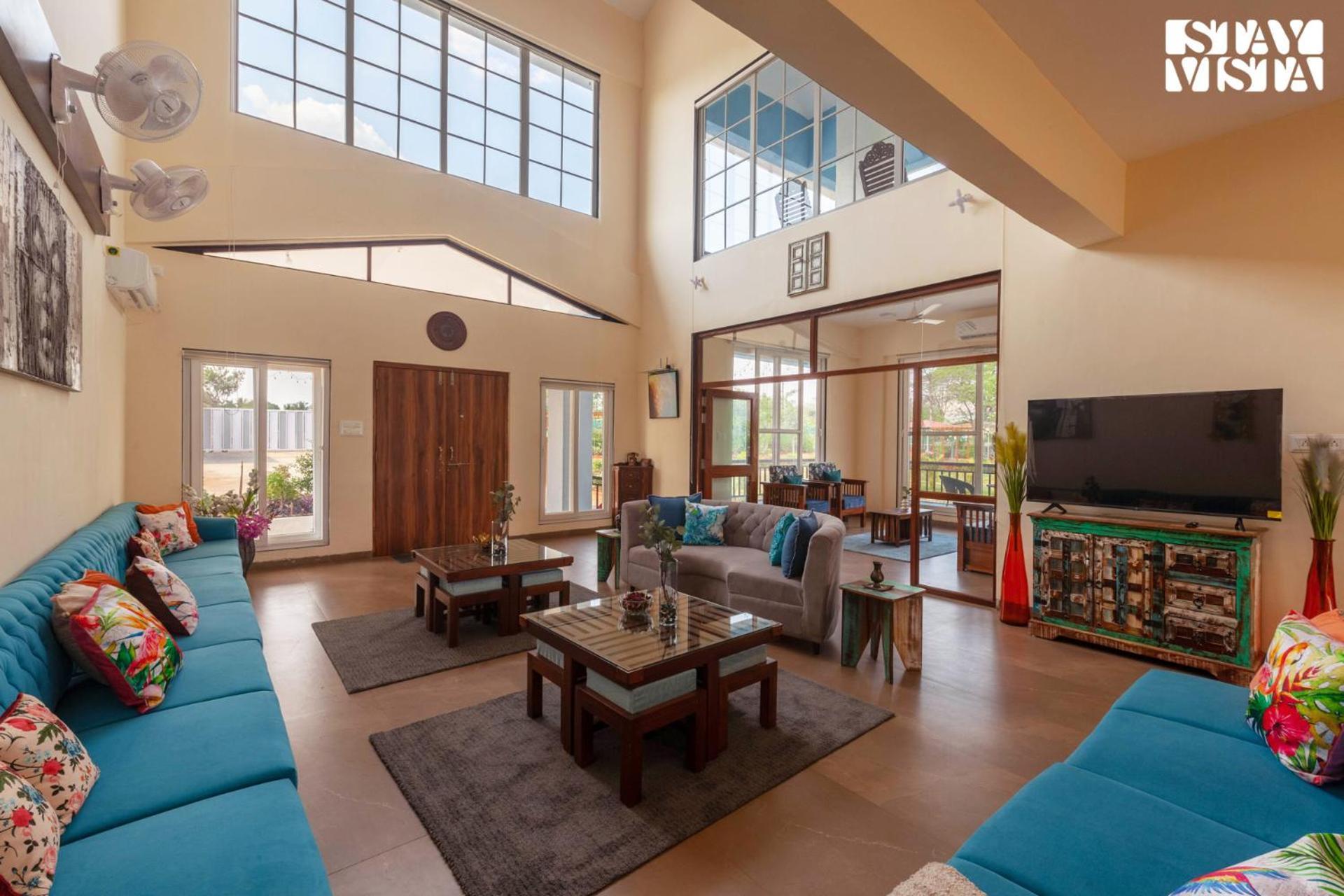 Stayvista'S Hillside Meadows - Mountainside Retreat With Farm View, Pool & Deck, Lawn & Gazebo Chinchavli Ngoại thất bức ảnh