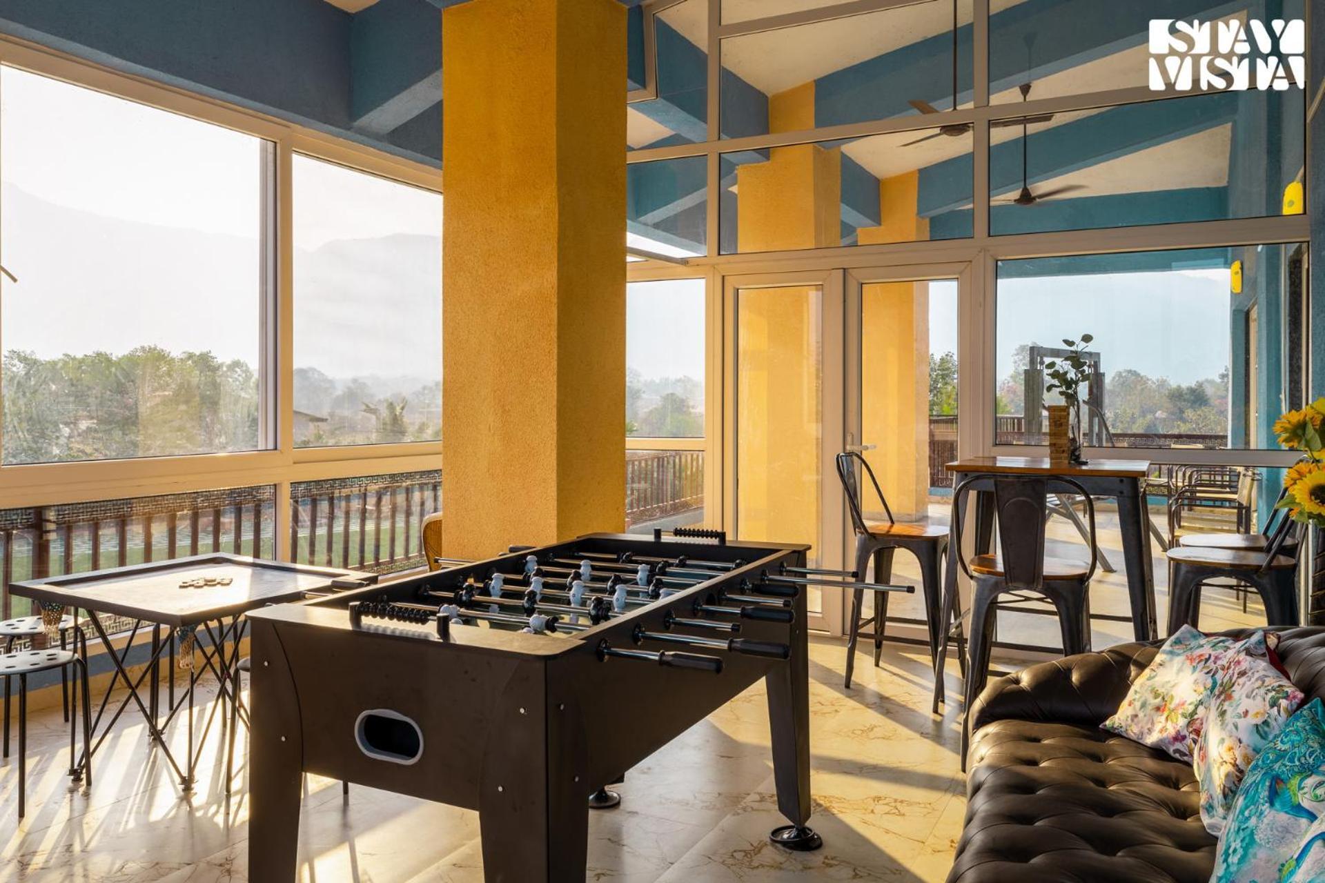 Stayvista'S Hillside Meadows - Mountainside Retreat With Farm View, Pool & Deck, Lawn & Gazebo Chinchavli Ngoại thất bức ảnh